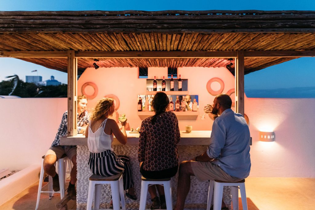 Santorini-Mozambique-Sunset-Bar-2500px-5
